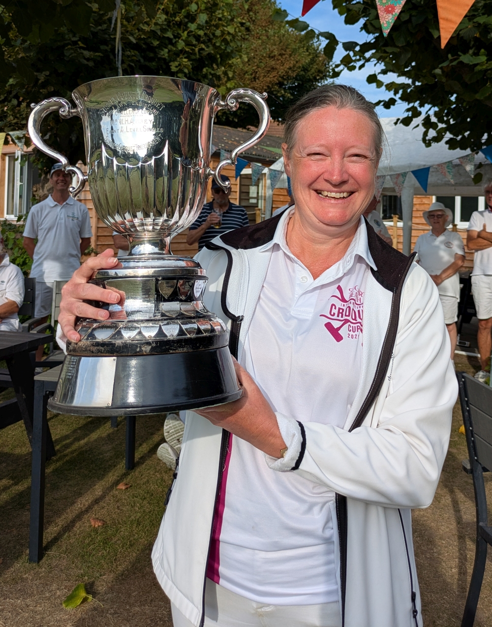 GabrielleHigginsAbbeyTrophy.jpg