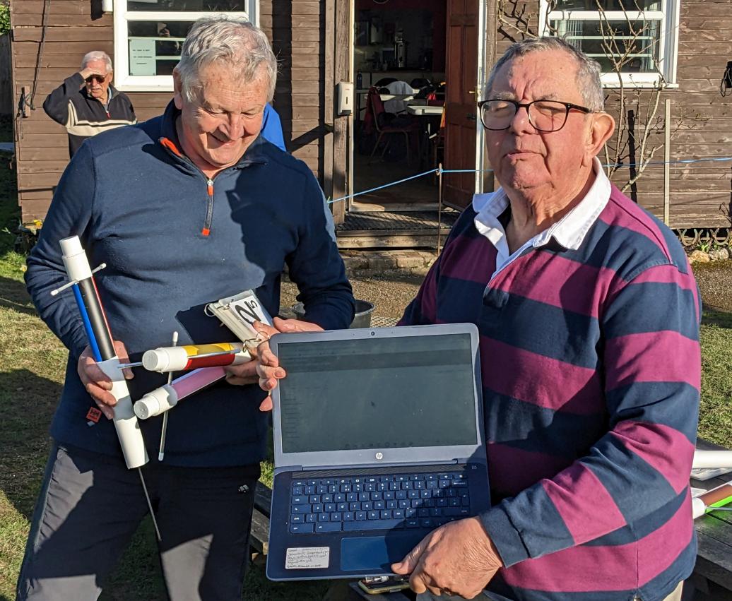 Advantage GC 17th March: Manager Roger with Richard